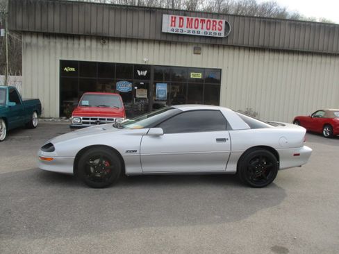 Used 1996 Chevrolet Camaro Z/28 image 1
