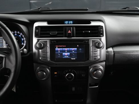 Used 2018 Toyota 4Runner SR5 image 22