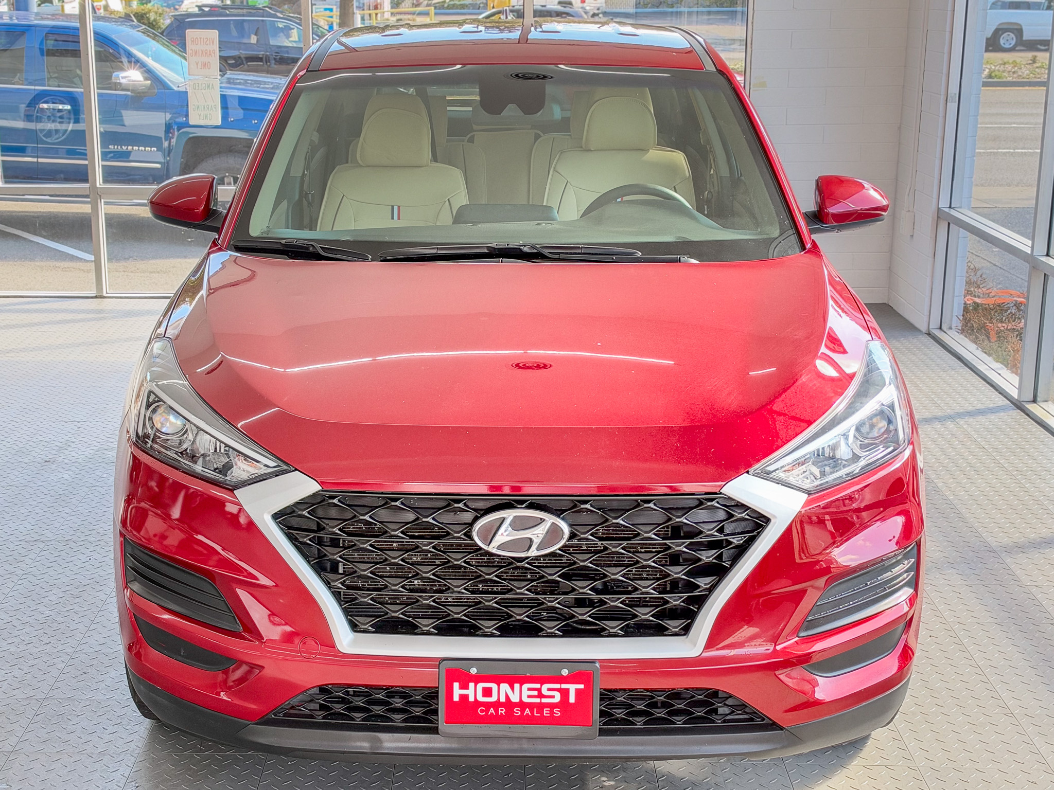 Used 2021 Hyundai Tucson FWD SE image 2