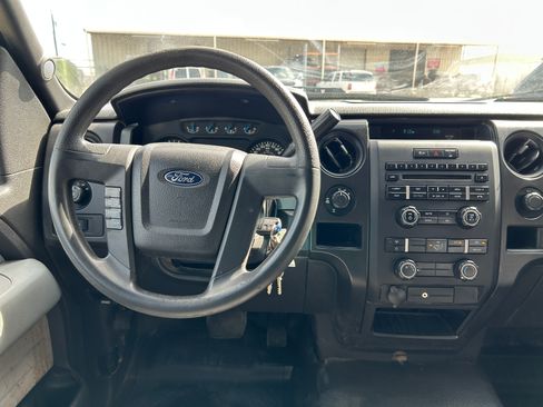 Used 2014 Ford F150 4x4 SuperCrew image 16