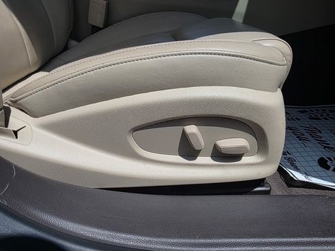 Used 2015 Buick LaCrosse Leather FWD image 20