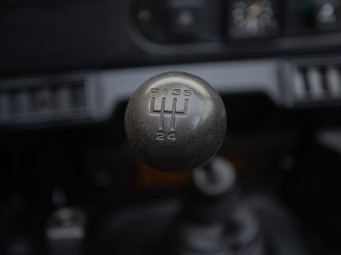 Used 1994 Land Rover Defender 90 image 25