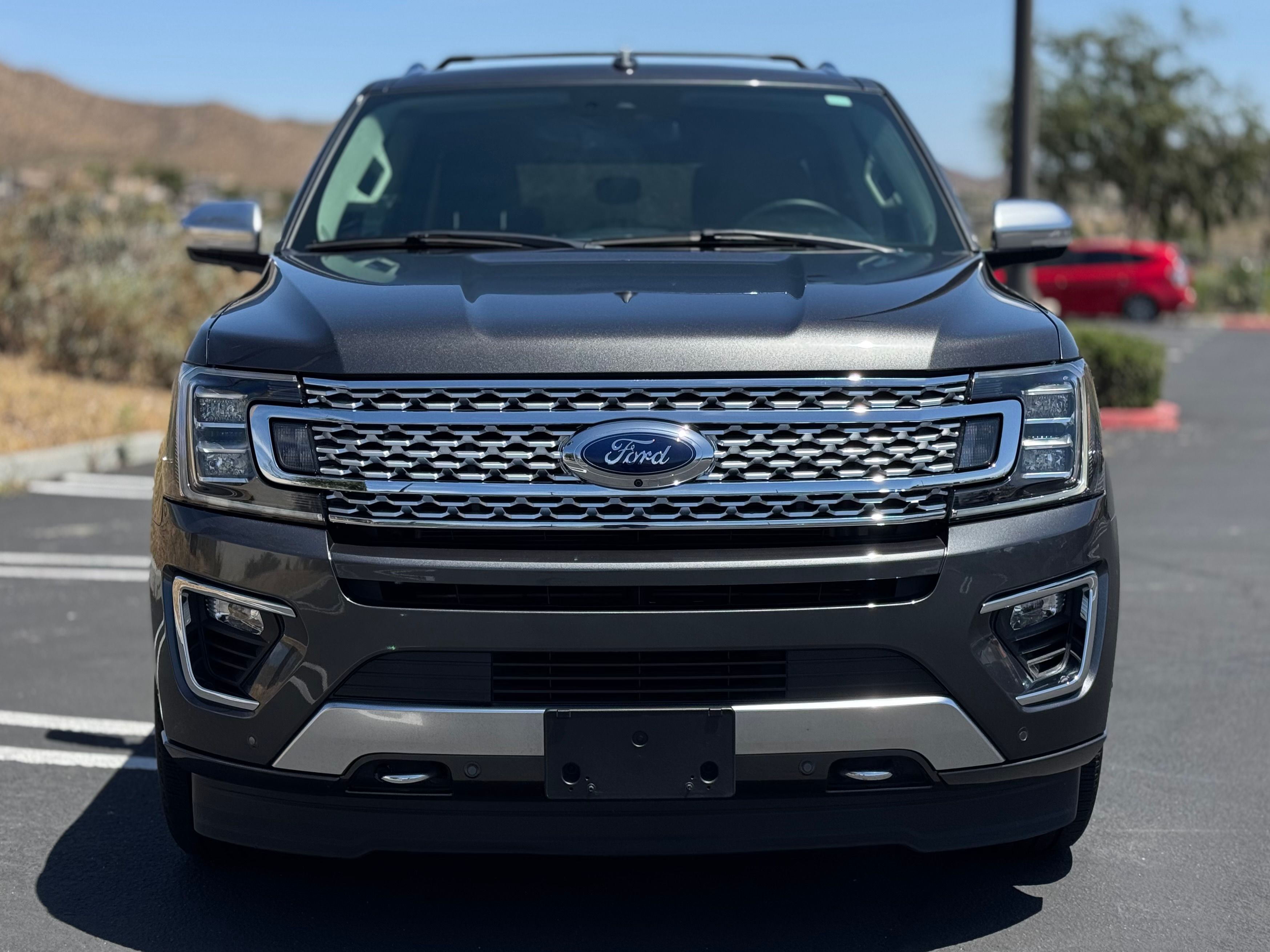 Used 2020 Ford Expedition Max 4WD Platinum image 2