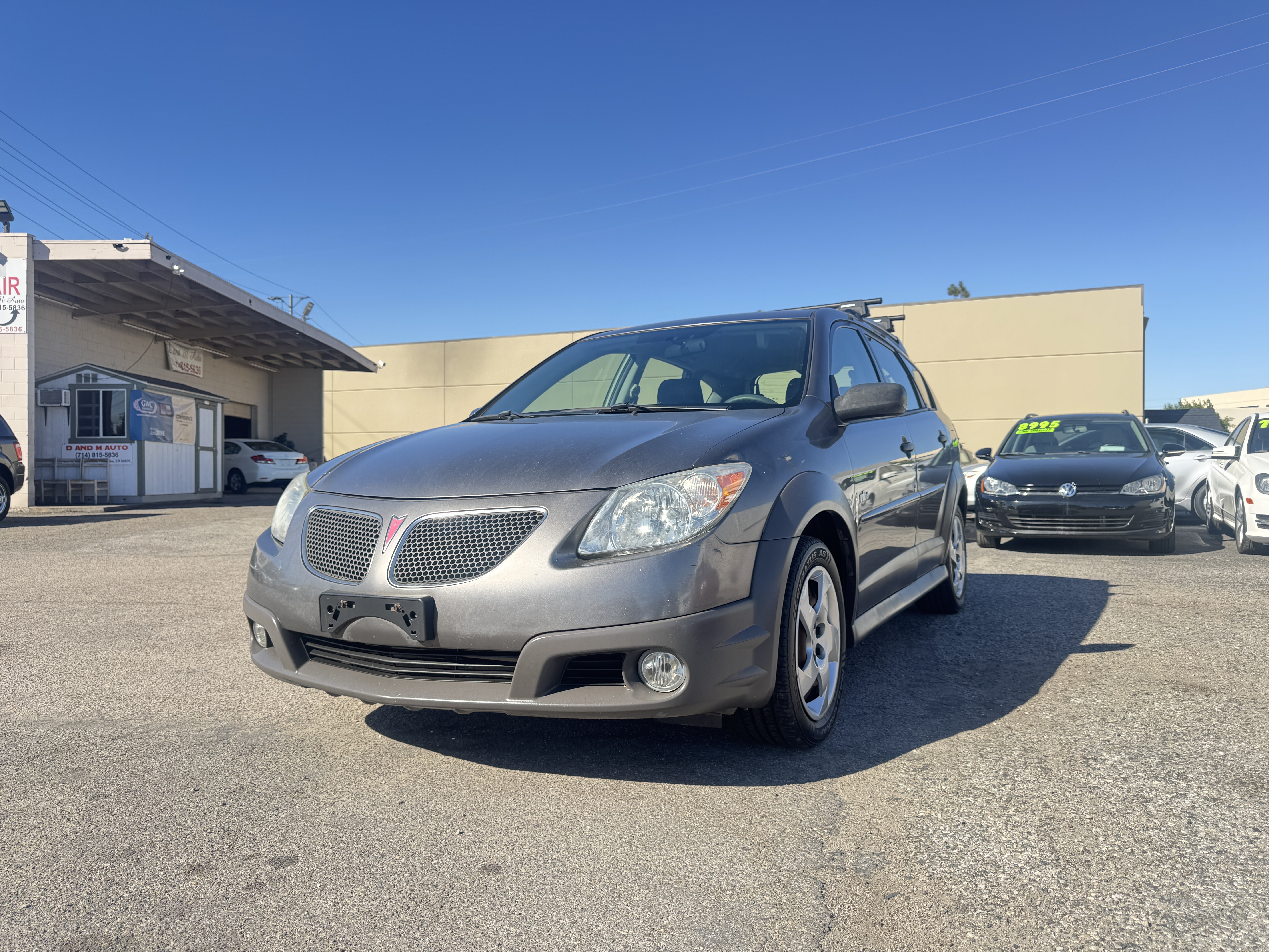 Used 2006 Pontiac Vibe UNAVAIL FWD image 2