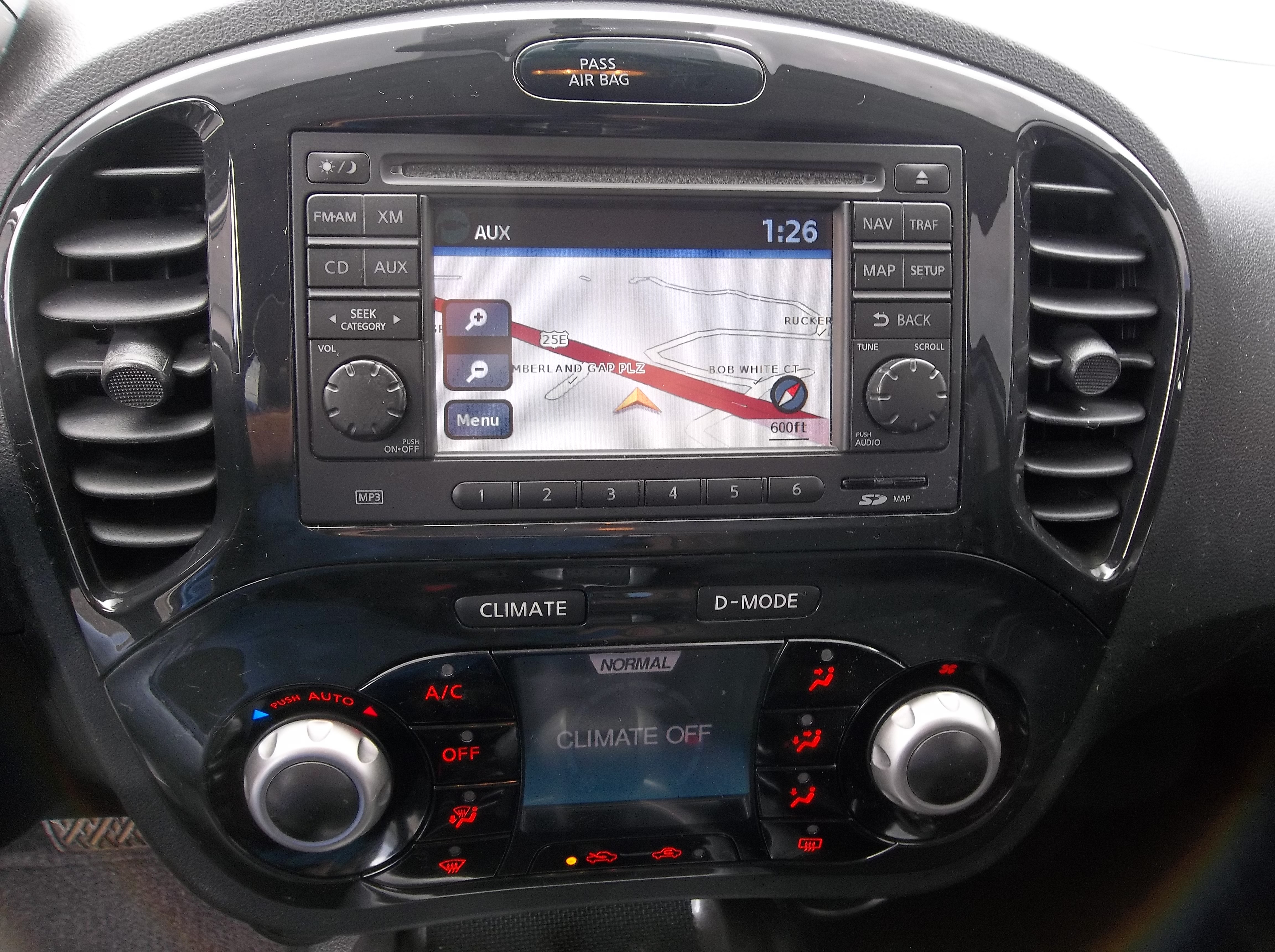 Used 2013 Nissan Juke AWD image 13