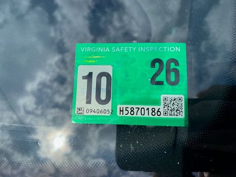 Used 2020 Volkswagen Atlas Cross Sport S image 15