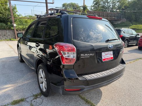 Used 2014 Subaru Forester 2.5i Premium AWD/4WD image 5