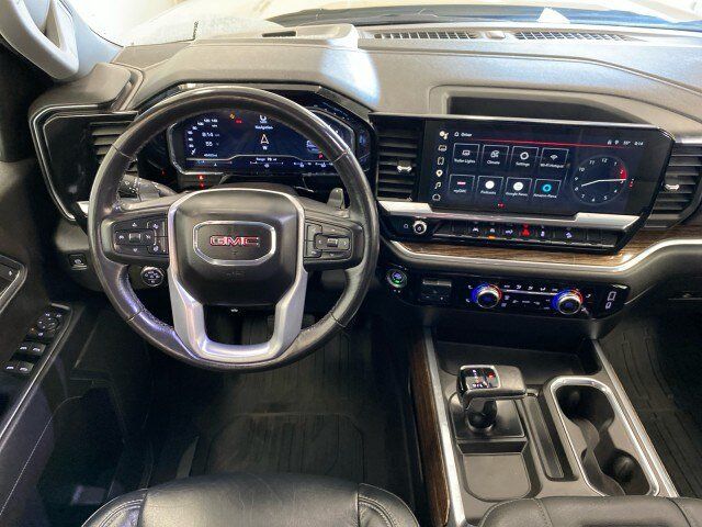 Used 2022 GMC Sierra 1500 Elevation AWD/4WD image 13