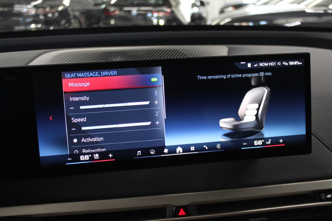 Used 2024 BMW iX M60 AWD/4WD image 29