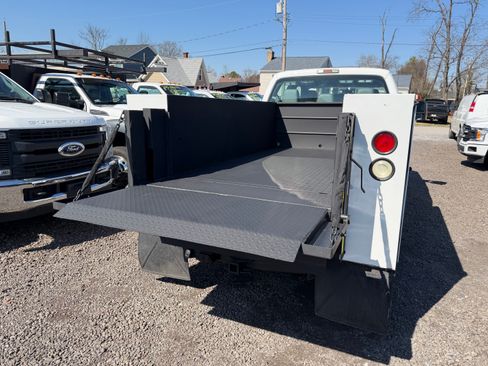 Used 2012 Ford F350 image 10