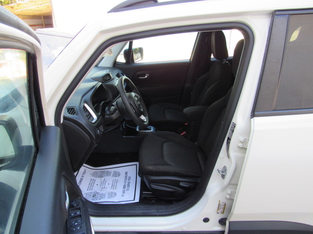 Used 2019 Jeep Renegade 4WD Sport image 15