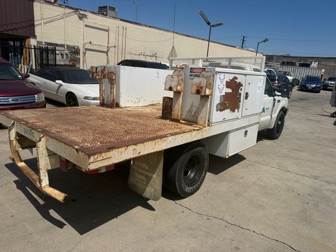 Used 2003 Ford F350 2WD Regular Cab DRW Super Duty image 5