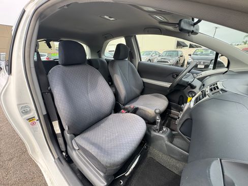 Used 2009 Toyota Yaris image 21