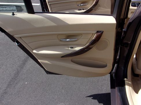 Used 2014 BMW 328i xDrive Wagon AWD/4WD image 33
