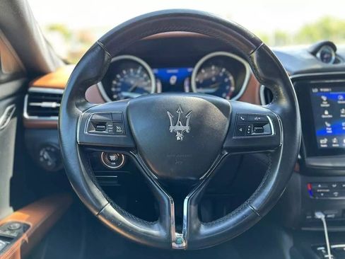 Used 2018 Maserati Ghibli UNAVAIL RWD image 10