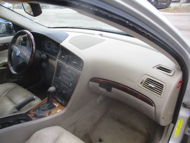 Used 2007 Volvo S60 2.5T FWD image 11