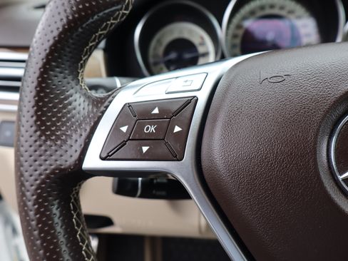 Used 2014 Mercedes-Benz E 350 4MATIC Sport image 23