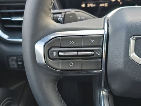 New 2026 GMC Terrain Elevation image 16