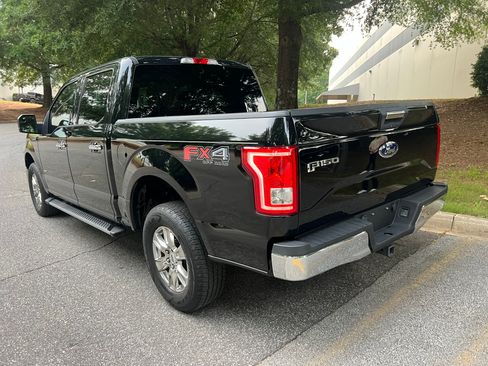 Used 2017 Ford F150 FX4 image 7