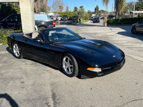 Used 2003 Chevrolet Corvette image 35