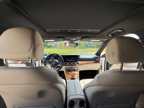 Used 2019 Mercedes-Benz E 450 image 28