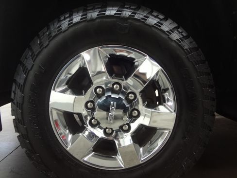 Used 2018 GMC Sierra 2500 SLE image 18