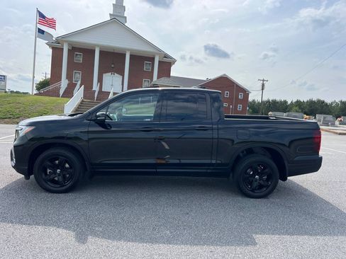 Used 2021 Honda Ridgeline AWD Black Edition image 5
