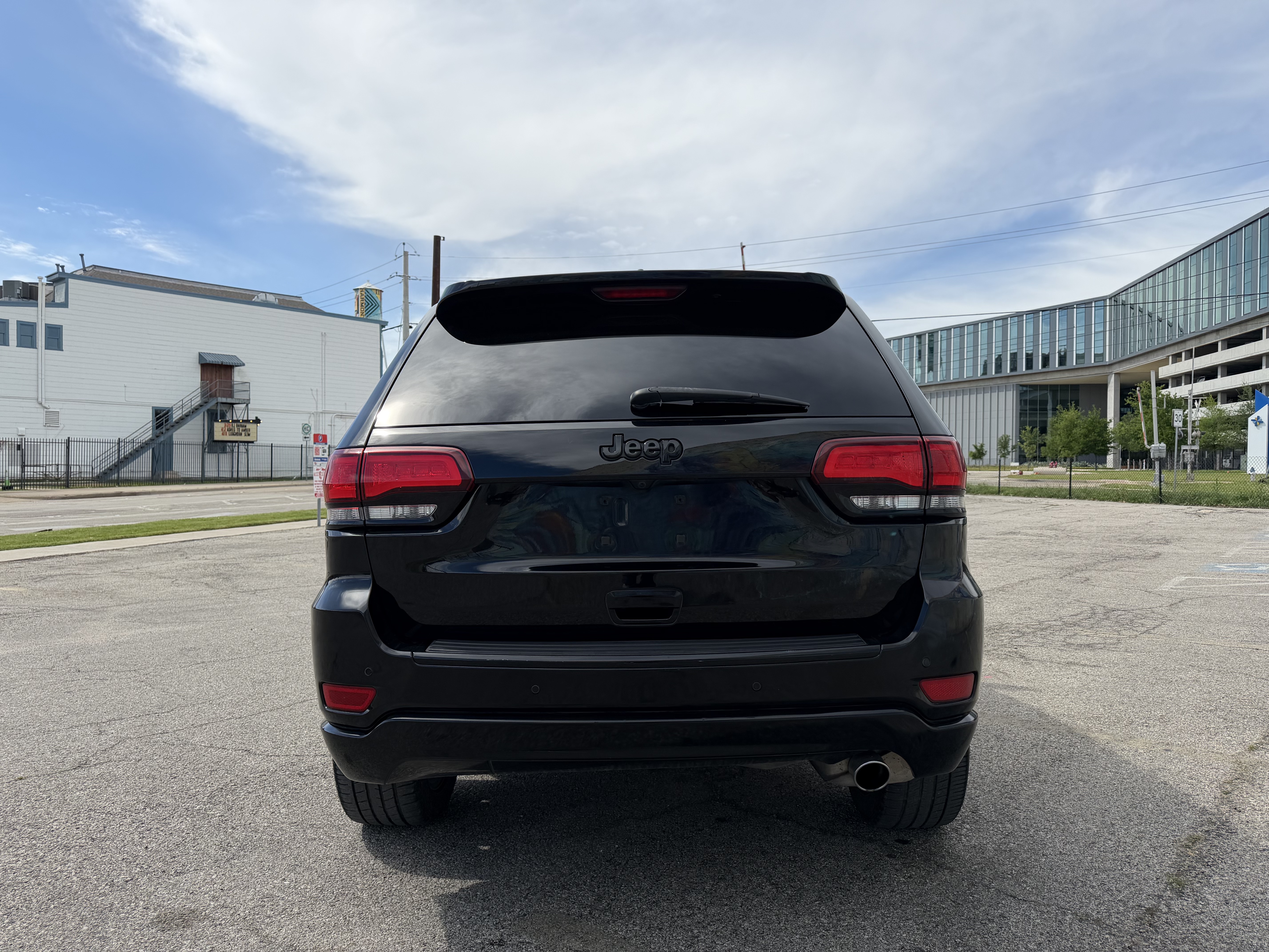Used 2018 Jeep Grand Cherokee 2WD Laredo image 7
