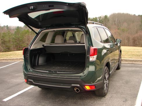 Used 2024 Subaru Forester Limited image 8