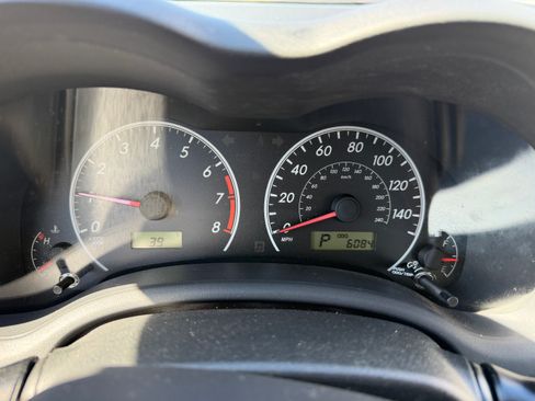 Used 2013 Toyota Corolla LE image 7