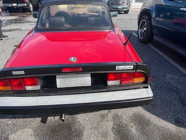 Used 1988 Alfa Romeo Spider Graduate RWD image 9