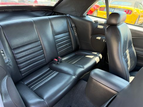 Used 2001 Ford Mustang GT Convertible RWD image 20