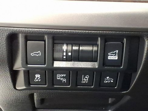 Used 2018 Subaru Outback 3.6R Limited image 10