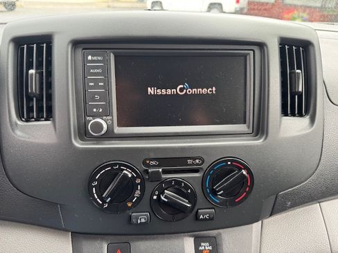 Used 2021 Nissan NV200 SV image 13