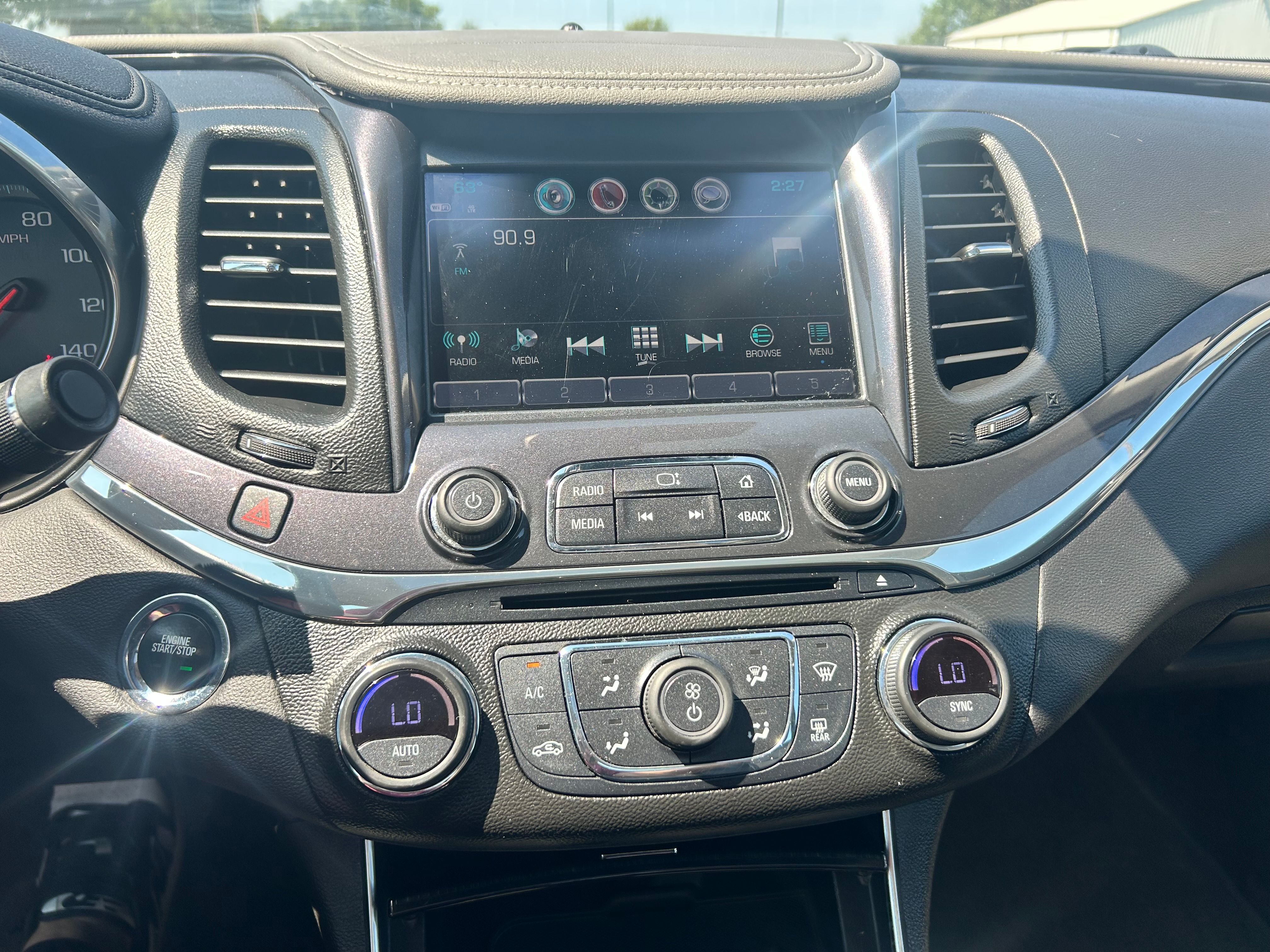 Used 2017 Chevrolet Impala Premier FWD image 14