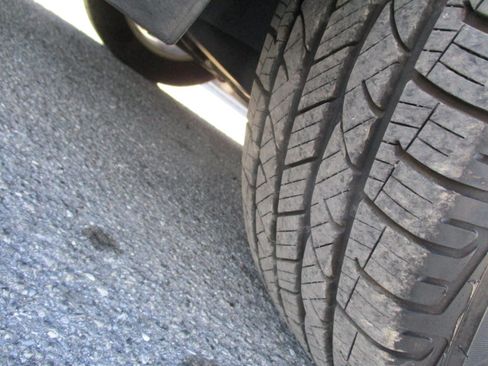 Used 2012 Cadillac SRX Luxury image 12