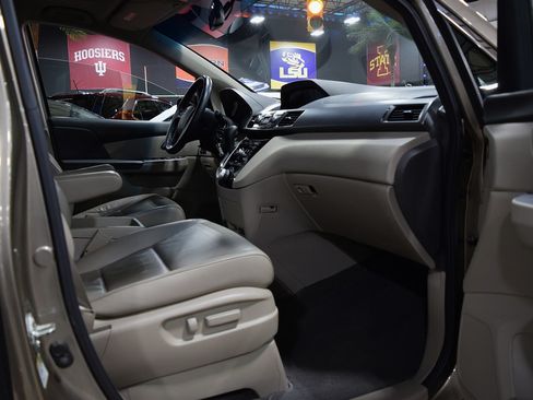 Used 2011 Honda Odyssey EX-L image 22