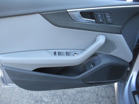 Used 2018 Audi A4 2.0T allroad Premium Plus image 25