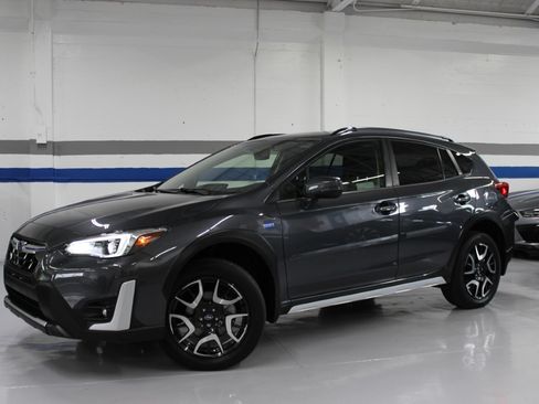 Used 2023 Subaru Crosstrek Hybrid AWD/4WD image 2