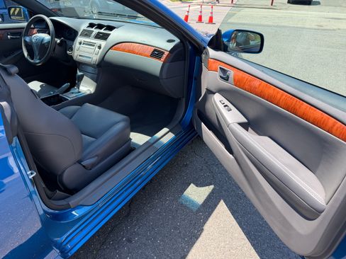 Used 2007 Toyota Solara SLE Convertible FWD image 16
