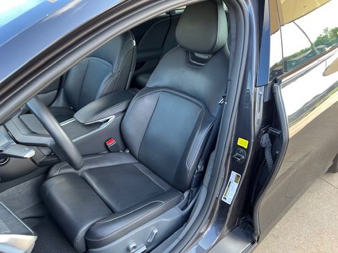 Used 2024 Lucid Air Touring AWD image 12