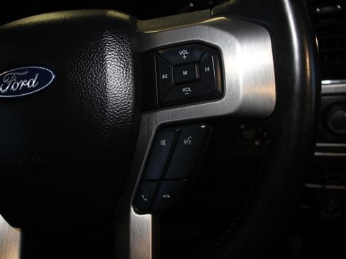 Used 2022 Ford F350 4x4 Crew Cab Super Duty image 30