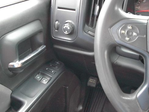 Used 2018 Chevrolet Silverado 2500 W/T RWD image 19