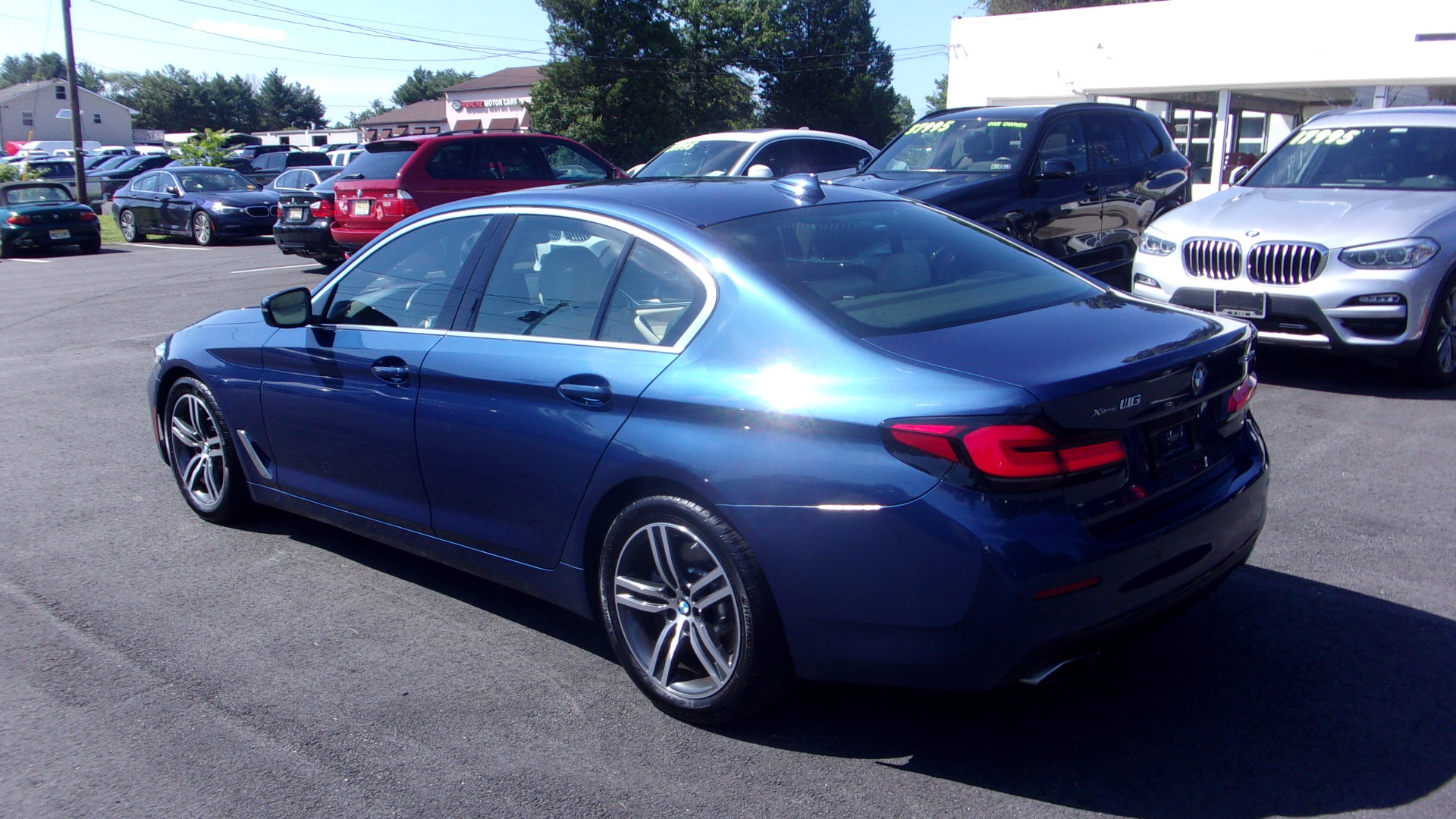 Used 2021 BMW 530i xDrive AWD/4WD image 6