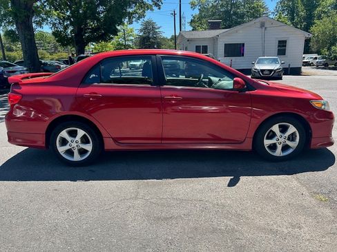 Used 2012 Toyota Corolla S FWD image 7