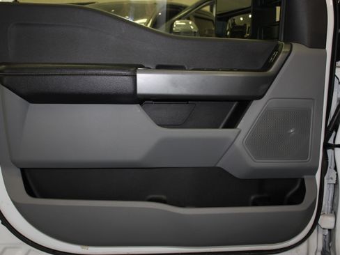 Used 2025 Ford F250 4x4 Crew Cab Super Duty image 22