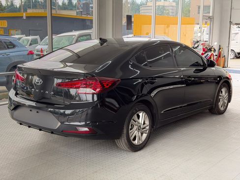 Used 2020 Hyundai Elantra SEL image 4