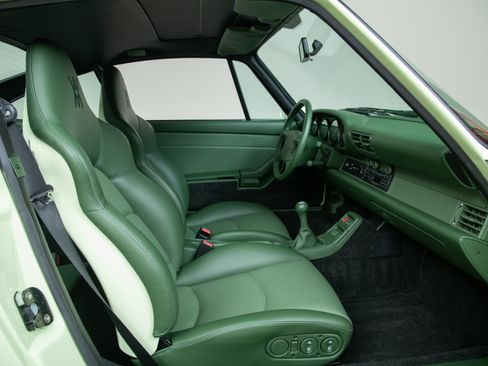 Used 1998 Porsche 911 Carrera S RWD image 24