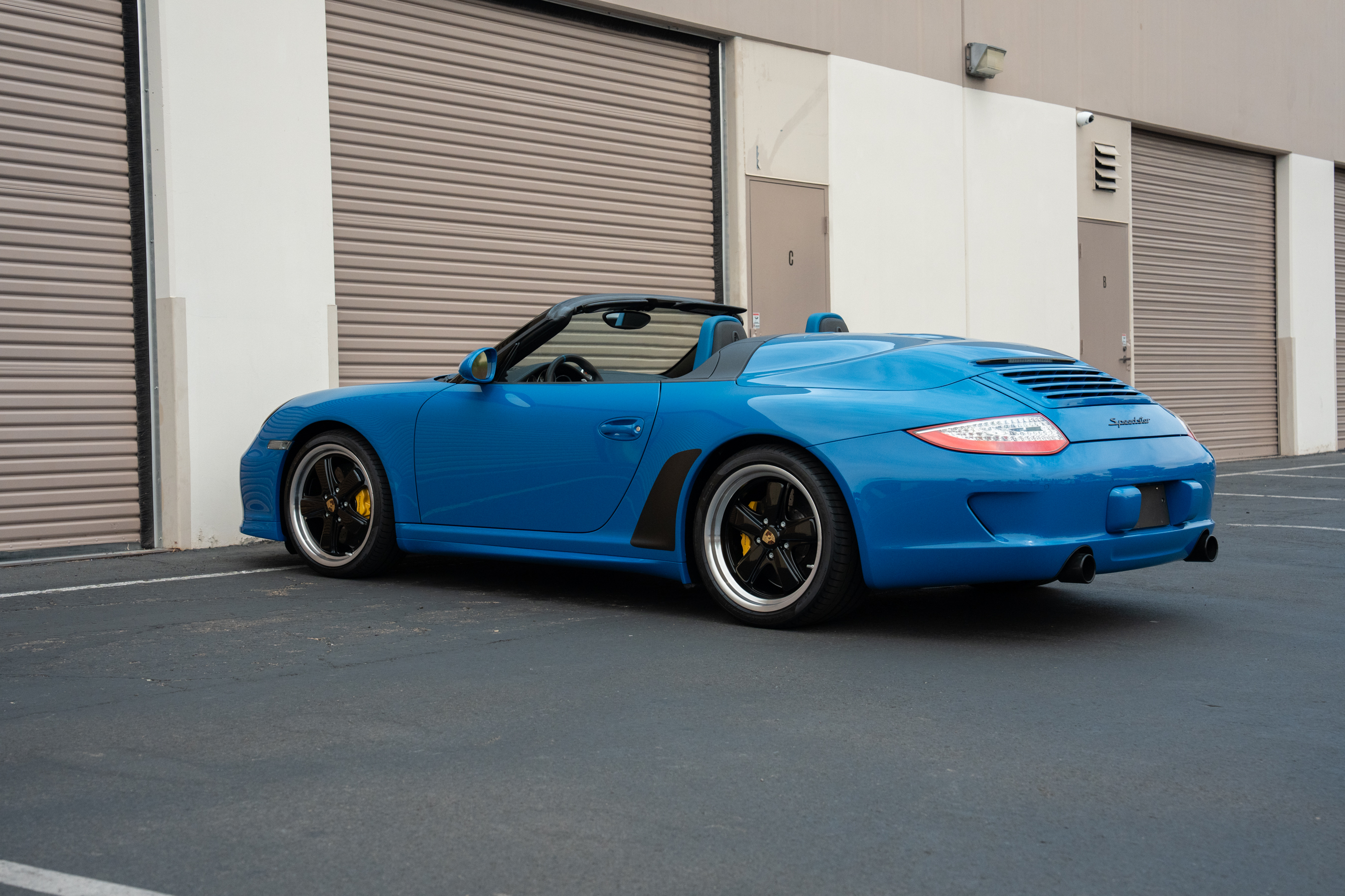 Used 2011 Porsche 911 Speedster RWD image 17