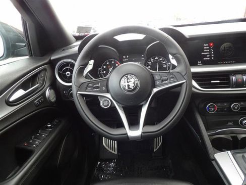 Used 2019 Alfa Romeo Stelvio Ti Sport image 21